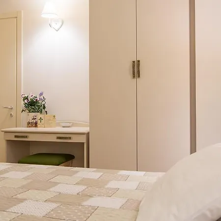 Il Giglio Verde Bed & Breakfast Porto Sant'Elpidio Room photo